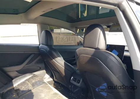 2019 Tesla Model 3 Long Range/Performance из США, поврежденный, VIN 5YJ3E1EB2KF510594